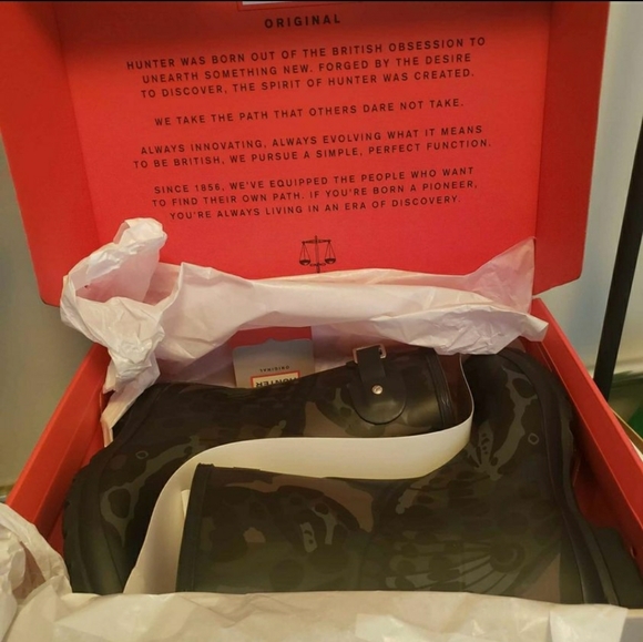 Hunter Camo Butterfly Short Boots - Picture 4 of 5